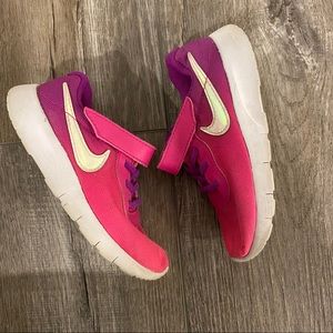 Nike toddler girls sneakers size 10